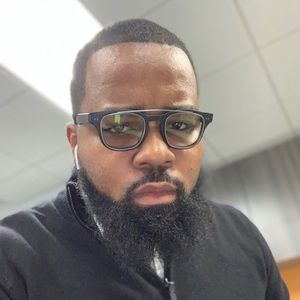 Meet your Posher, Delontae